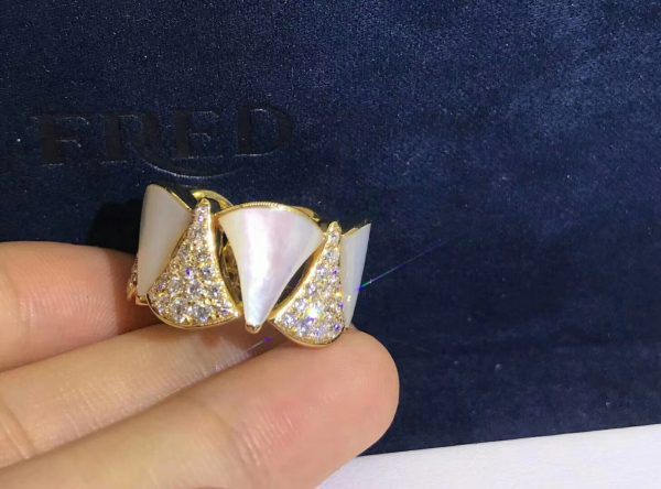 Nhẫn BVLGARI Divas' Dream xà cừ 18k & Nhẫn kim cương 1,51ct vàng vàng 18K