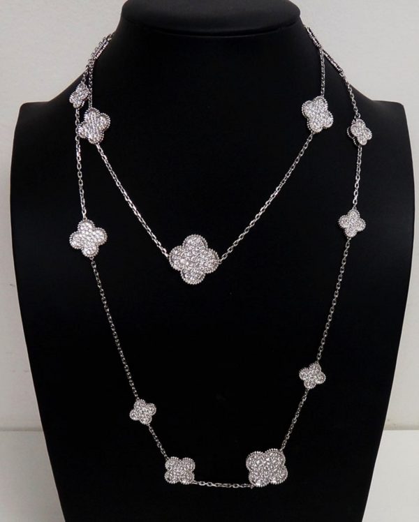 Vòng cổ Van Cleef & Arpels Magic Alhambra 16 Motif Diamond vàng trắng 18K