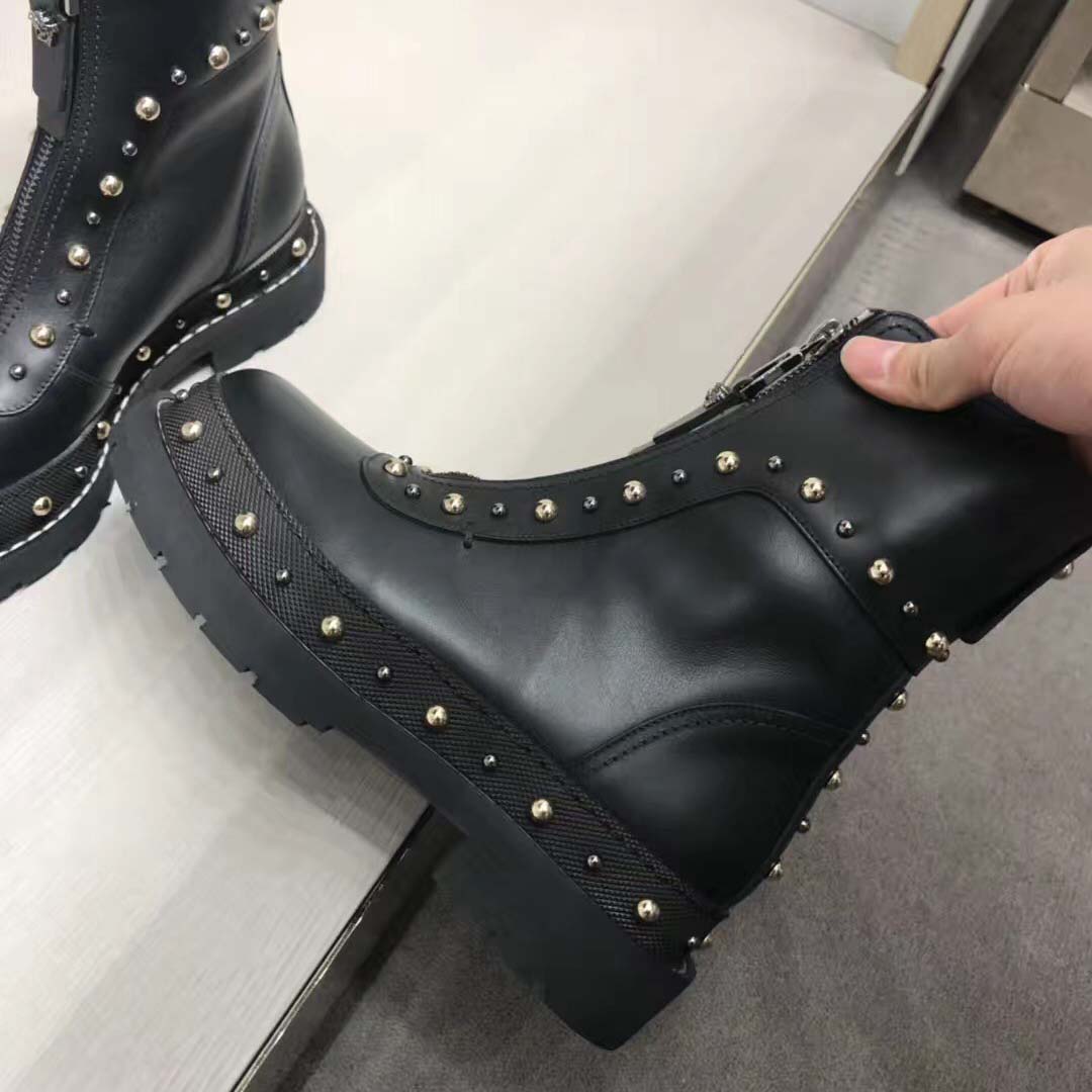 Giày Versace Women City Stud Ankle Boots Shoes Black