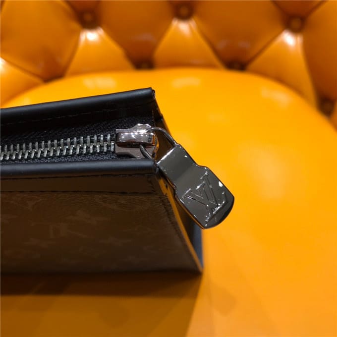 Túi LOUIS VUITTON pochette voyage mm bag unisex