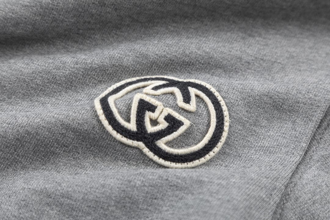 ÁO GUCCI GG Logo Chest Sweater Hoodie Gray