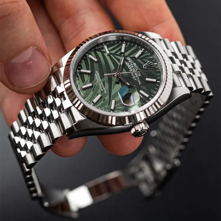 Đồng hồ Rolex Datejust Fluted Olive-Green Palm Motif mặt số màu xanh