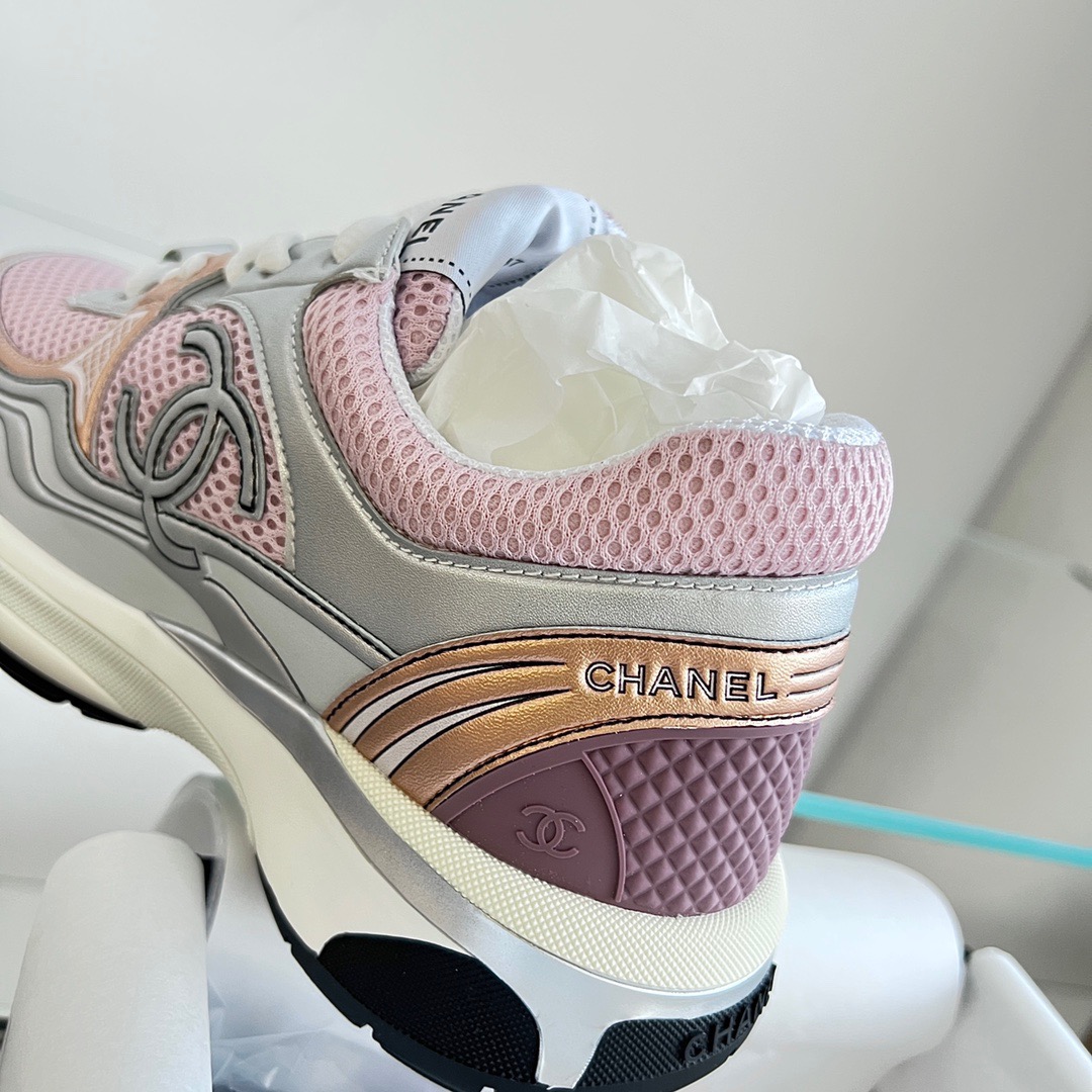 GIÀY CHANEL CC LOGO SNEAKER SHOES