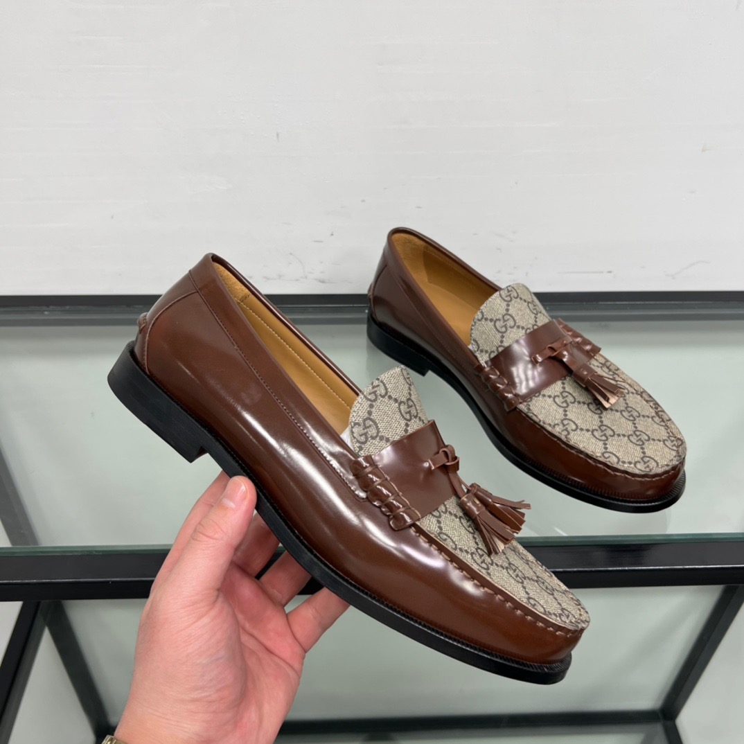 GIÀY GUCCI GG LEATHER  LOGO LOAFER SHOES