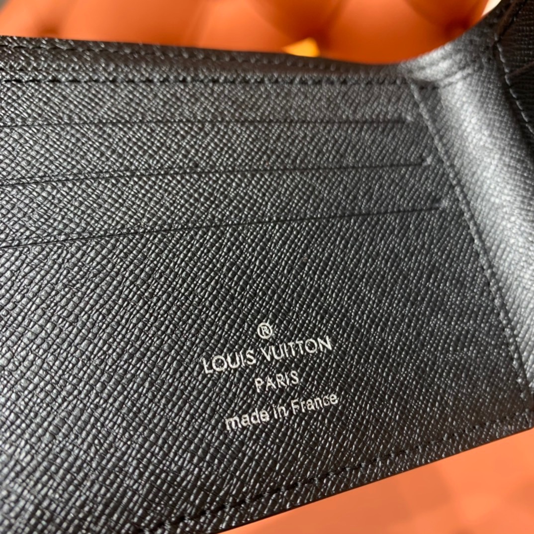 VÍ LOUIS VUITTON MONOGRAM WALLET
