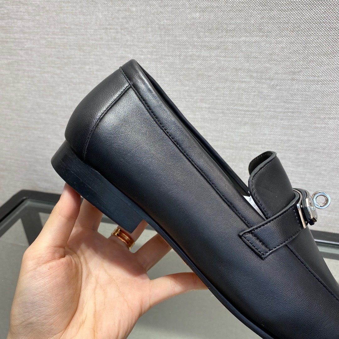 GIÀY HERMES KELLY LEATHER BLACK LOAFER SHOES
