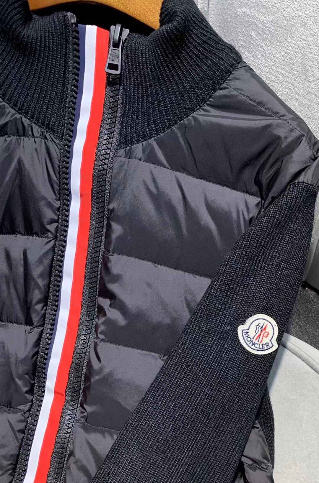 ÁO MONCLER WINTER LINEN BLACK JACKET