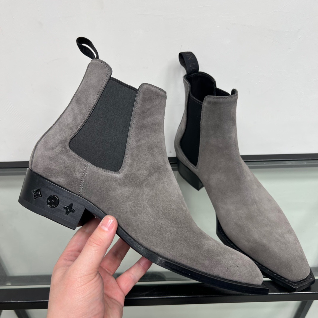 GIÀY LOUIS VUITTON GREY SUEDE LEATHER BOOTS SHOES