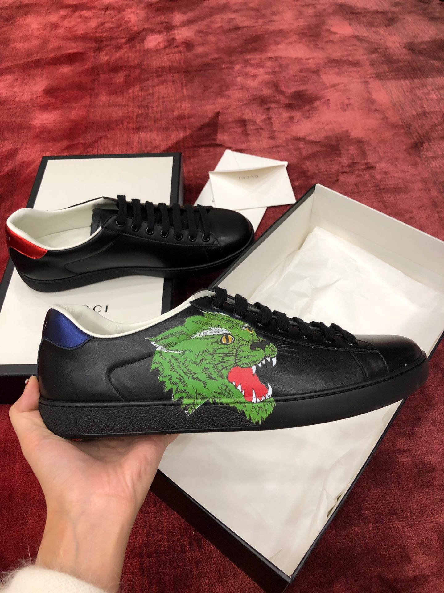 GIÀY GUCCI Leather Ace Sneakers Tiger Black