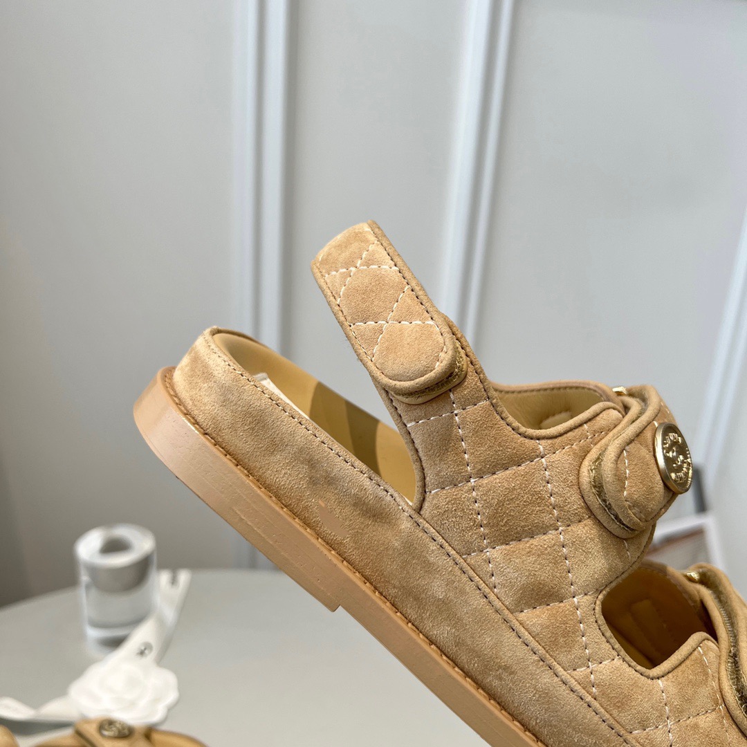 GIÀY CHANEL CC LOGO SANDALS