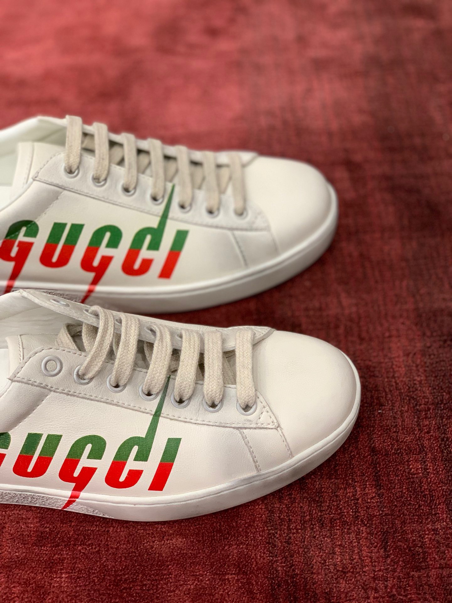 GIÀY GUCCI Leather Ace Sneakers Blade White
