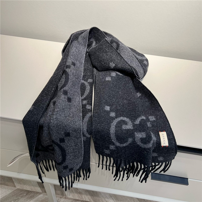 KHĂN Gucci GG Cashmere scarf