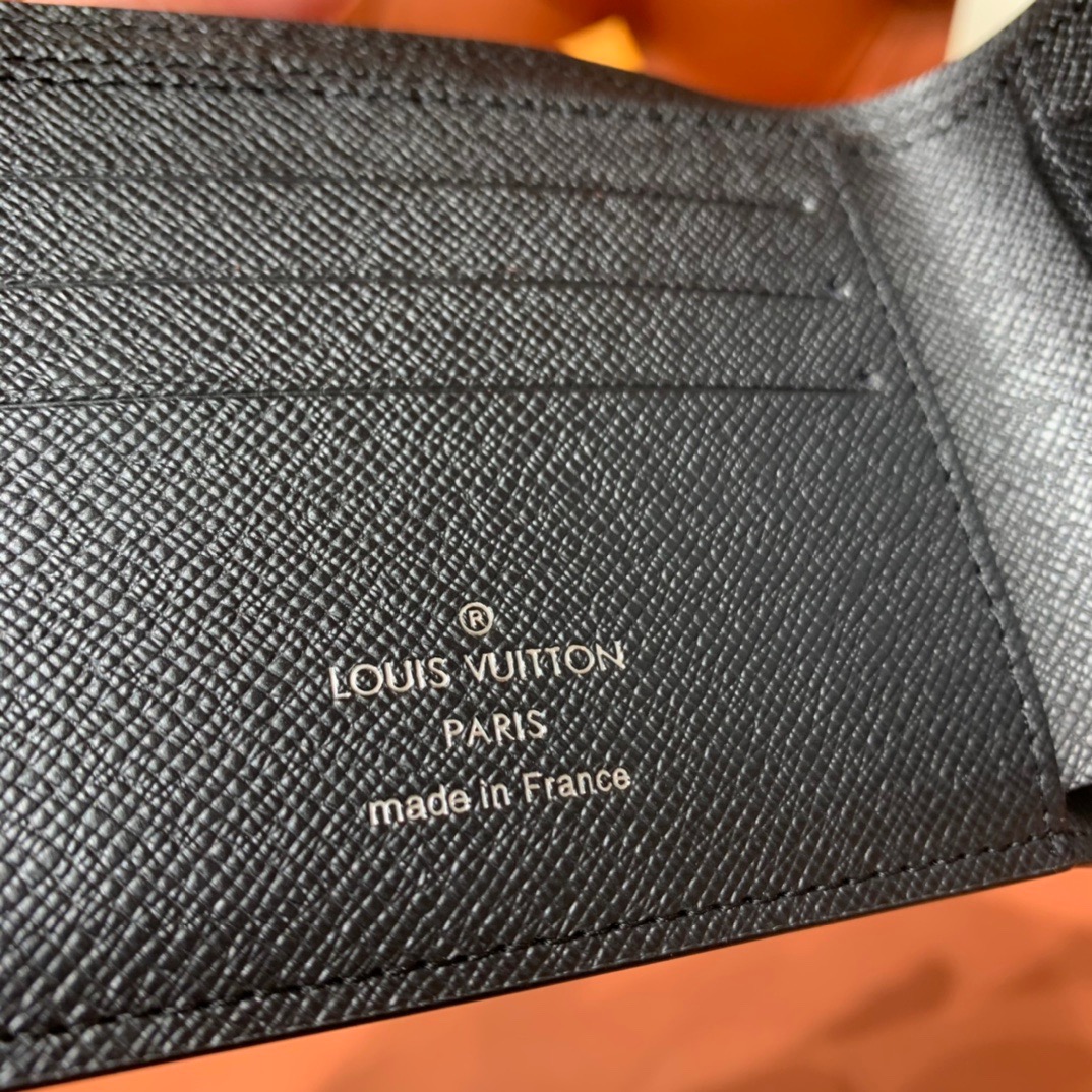 VÍ LOUIS VUITTON MONOGRAM WALLET
