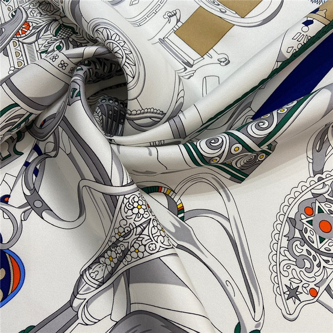 KHĂN Hermes Silk scarf