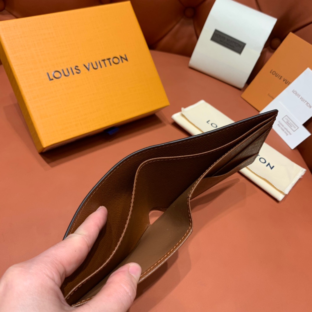 VÍ LOUIS VUITTON MONOGRAM WALLET