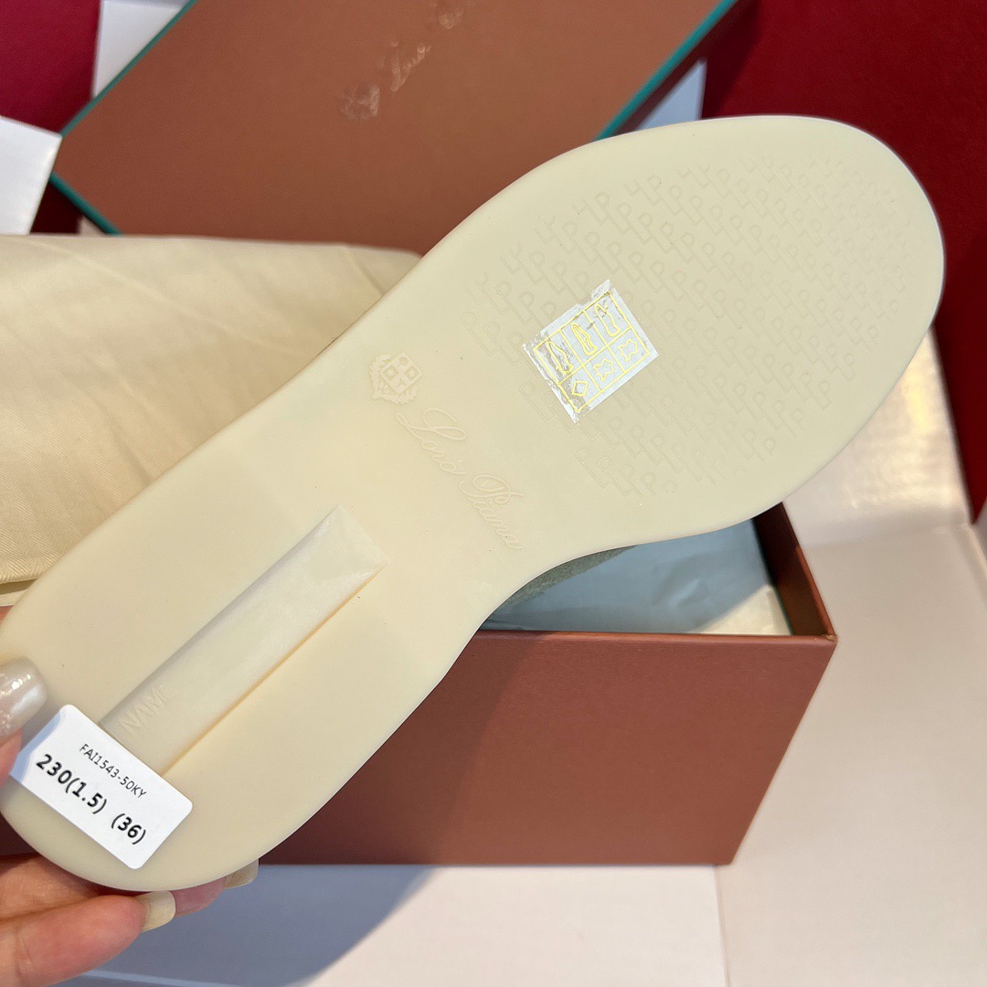GIÀY LORO PIANA SLIDER OLIVE SUEDE LEATHER