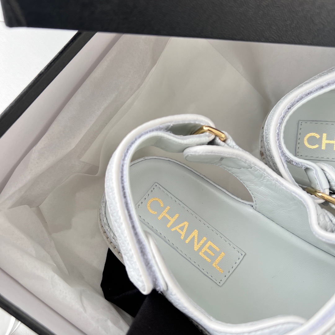 GIÀY CHANEL CC LOGO SANDALS