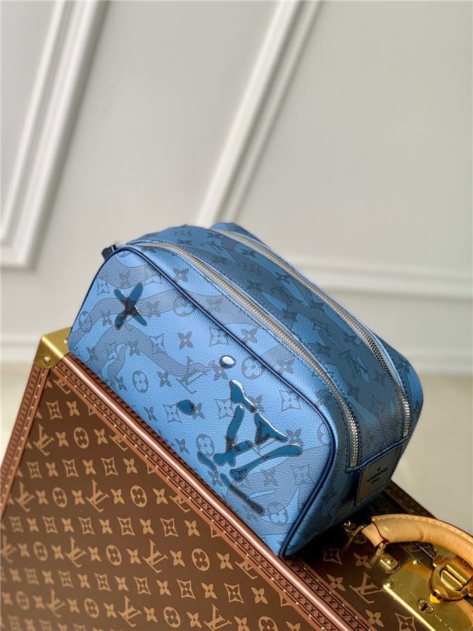 Túi LOUIS VUITTON dopp kit toilet pouch bag unisex