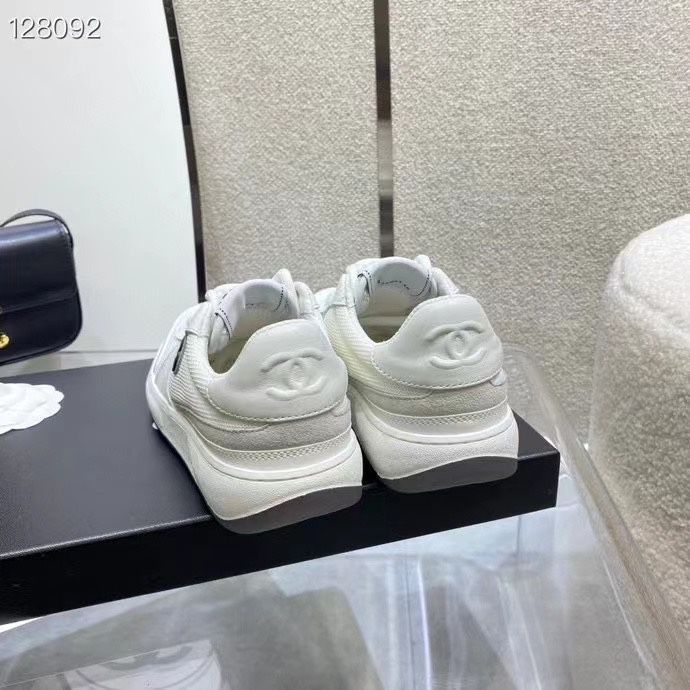 GIÀY CHANEL WHITE SUEDE LOGO SNEAKERS