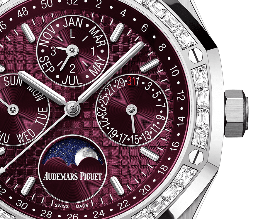 Đồng hồ Audemars Piguet Royal Oak Perpetual Calendar Diamond mặt số màu đỏ