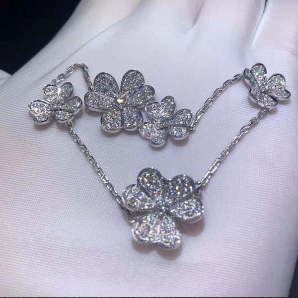 Vòng tay Van Cleef & Arpels Frivole 5 flowers Diamond vàng trắng 18K