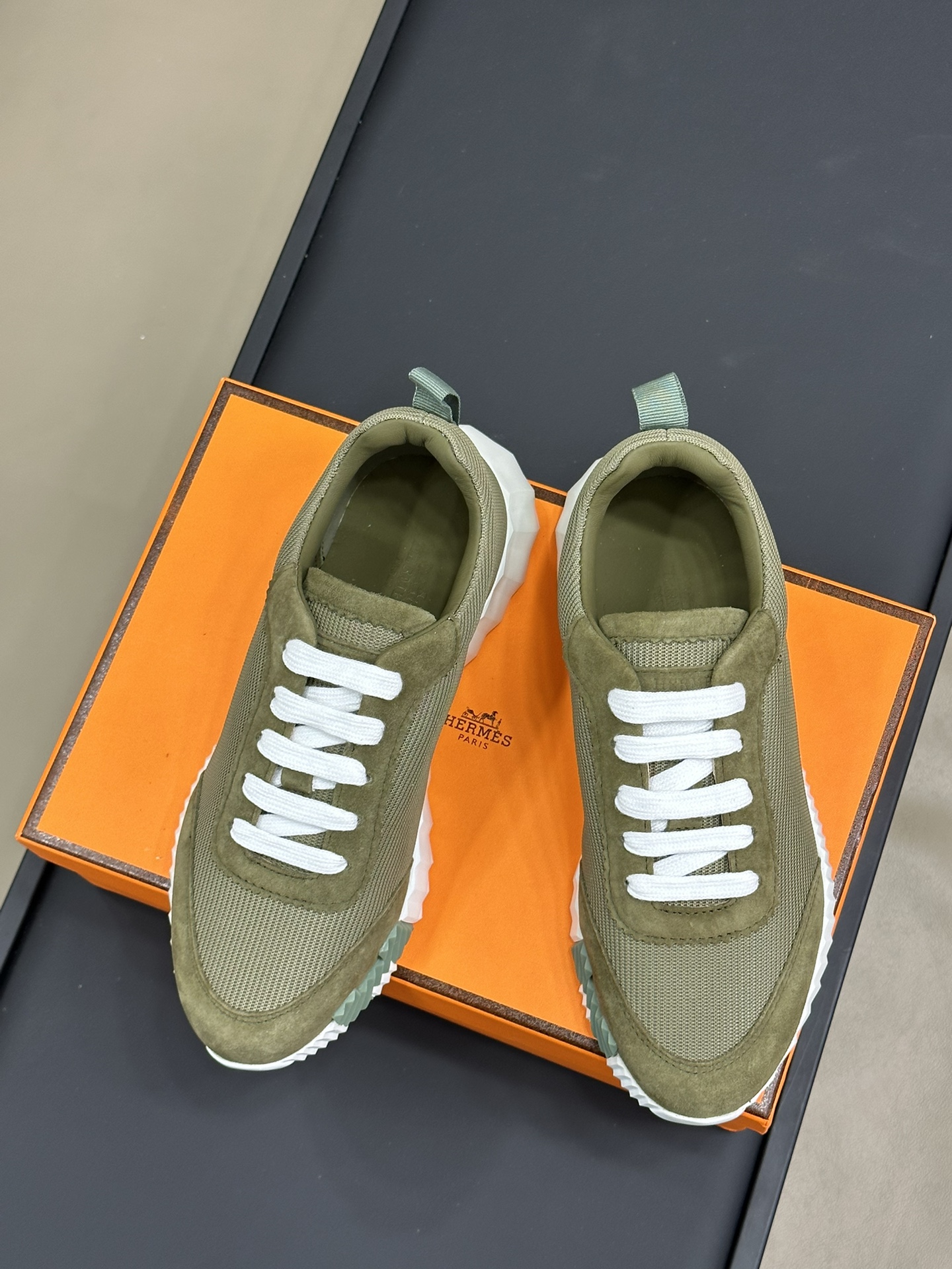 GIÀY HERMES BOUNCING SNEAKER LOW SPORTS OLIVE