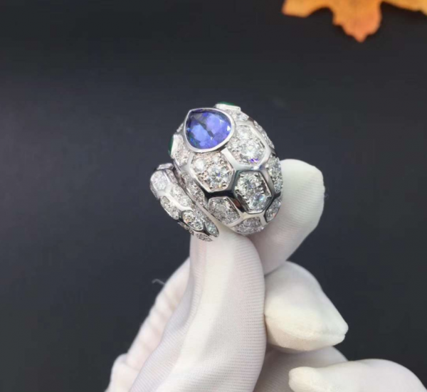 Nhẫn BVLGARI Serpenti Sapphire mắt ngọc lục bảo kim cương vàng trắng 18K