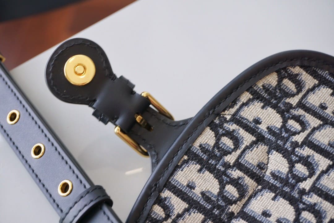 Túi Dior Bobby Women Dior Bag Oblique Calfskin 18cm