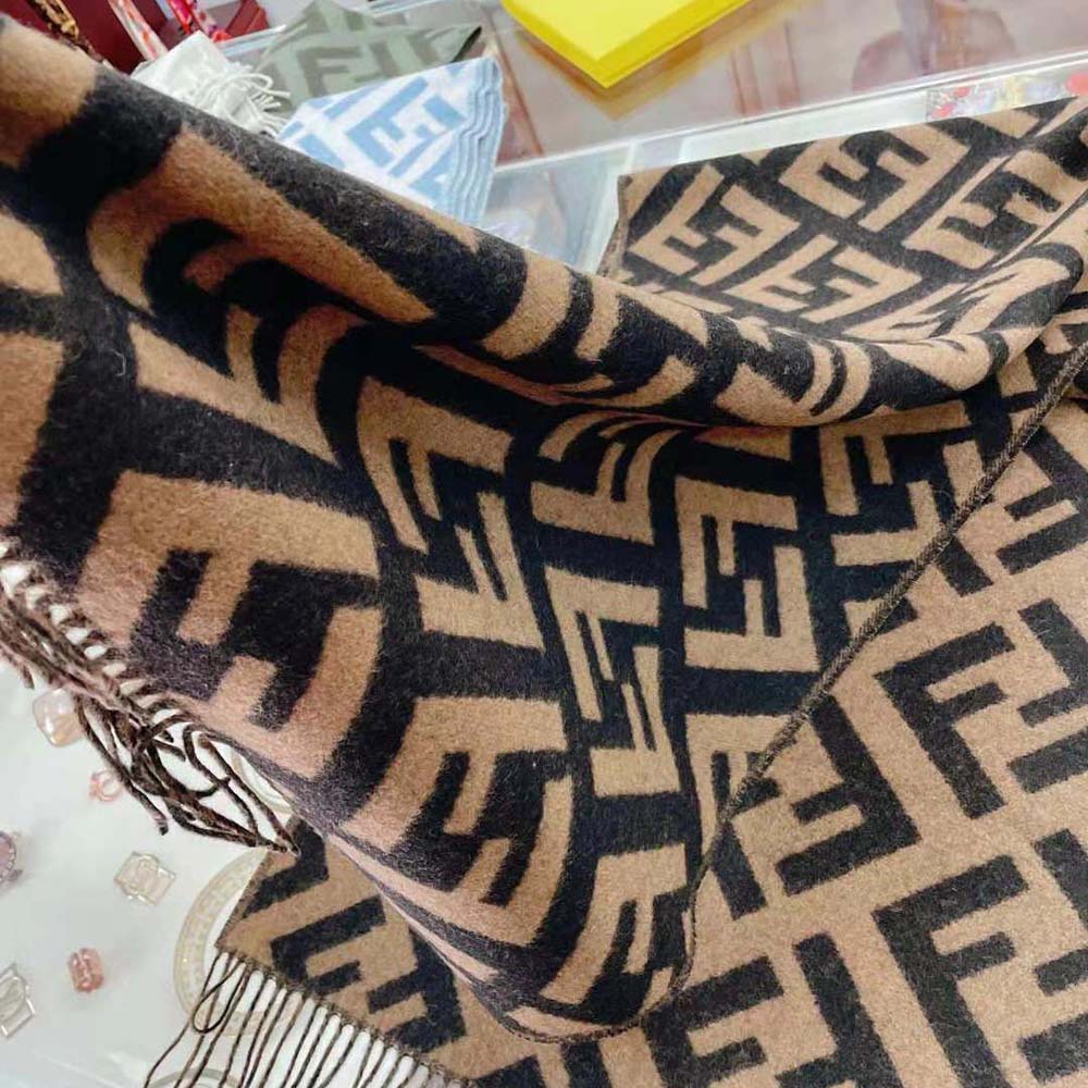 KHĂN Fendi Women FF Scarf Brown Cashmere Scarf
