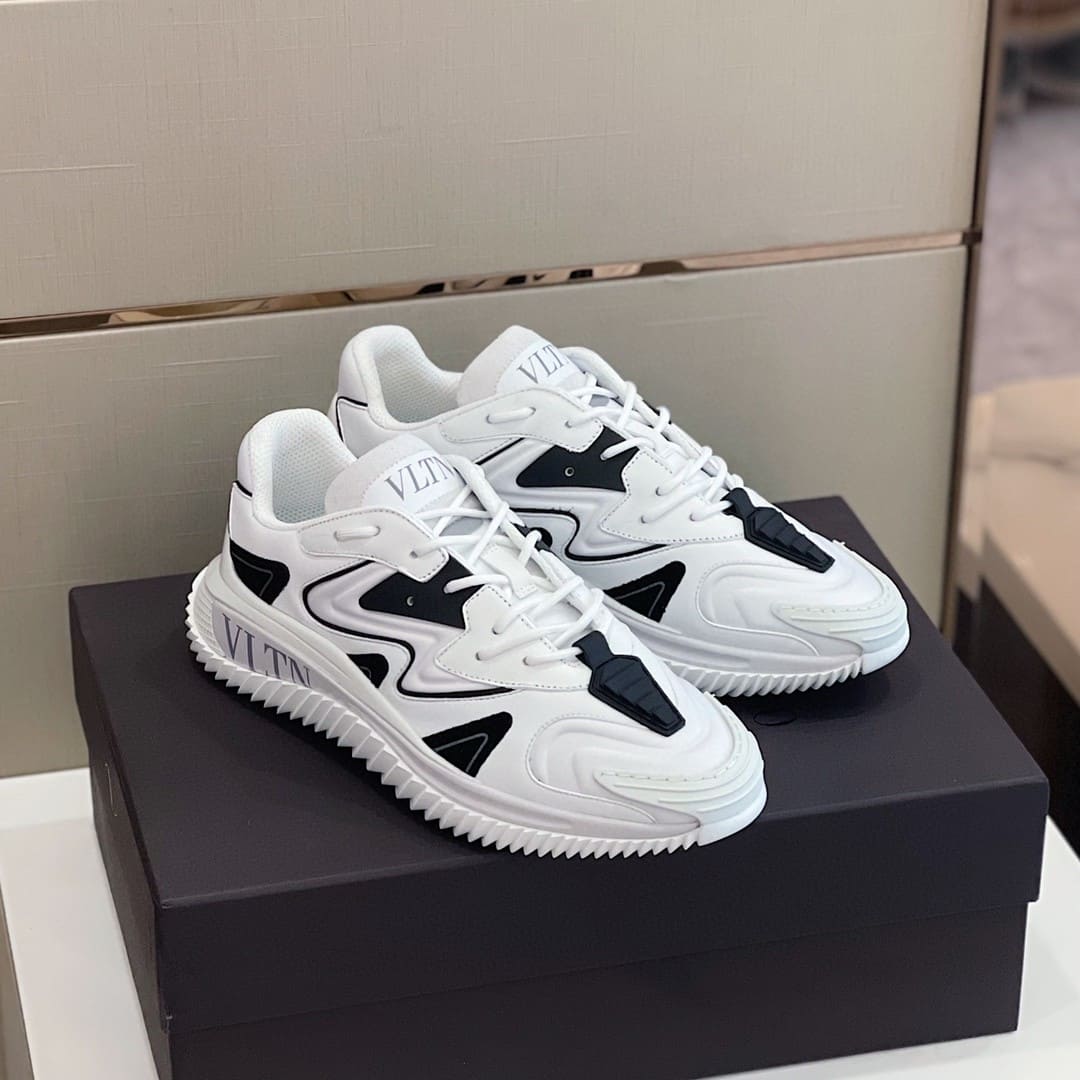 GIÀY VALENTINO GARAVANI VLTN SNEAKERS SHOES AAA