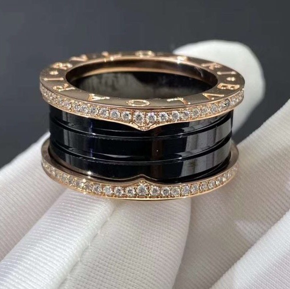 NHẪN BVLGARI B ZERO 1 FOUR BAND BLACK CERAMIC SPRIAL DIAMOND RING YELLOW GOLD 18K