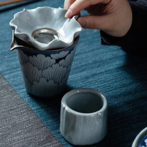 Bộ Trà Men Cổ Vẽ Hoa Mẫu Đơn