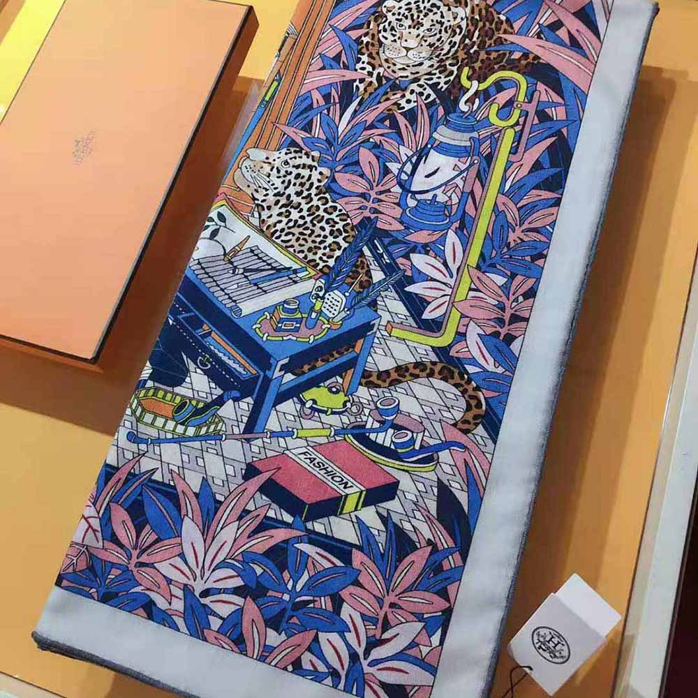 KHĂN Hermes Women Les 12 Leopards Shawl 140-Pink