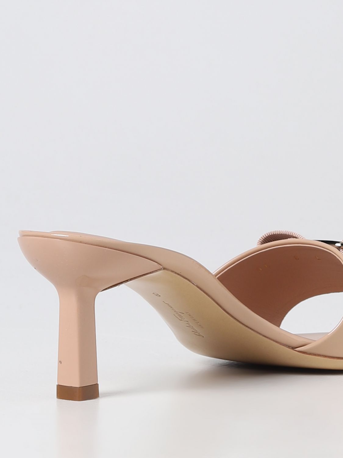 GIÀY SALVATORE FERRAGAMO Beige heeled sandals