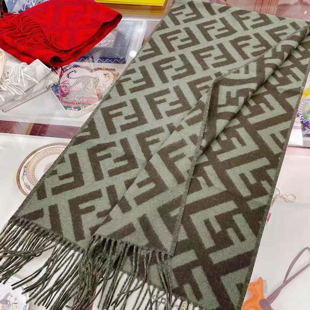 KHĂN Fendi Women FF Scarf Green Cashmere Scarf
