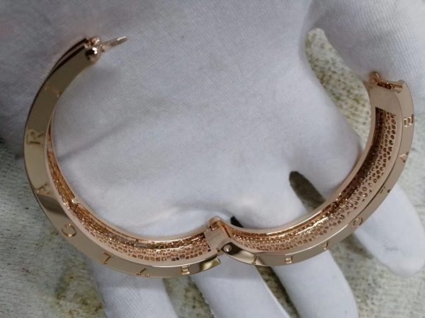 Vòng tay BVLGARI B.zero1 9.52ct đính kim cương lớn vàng hồng 18K