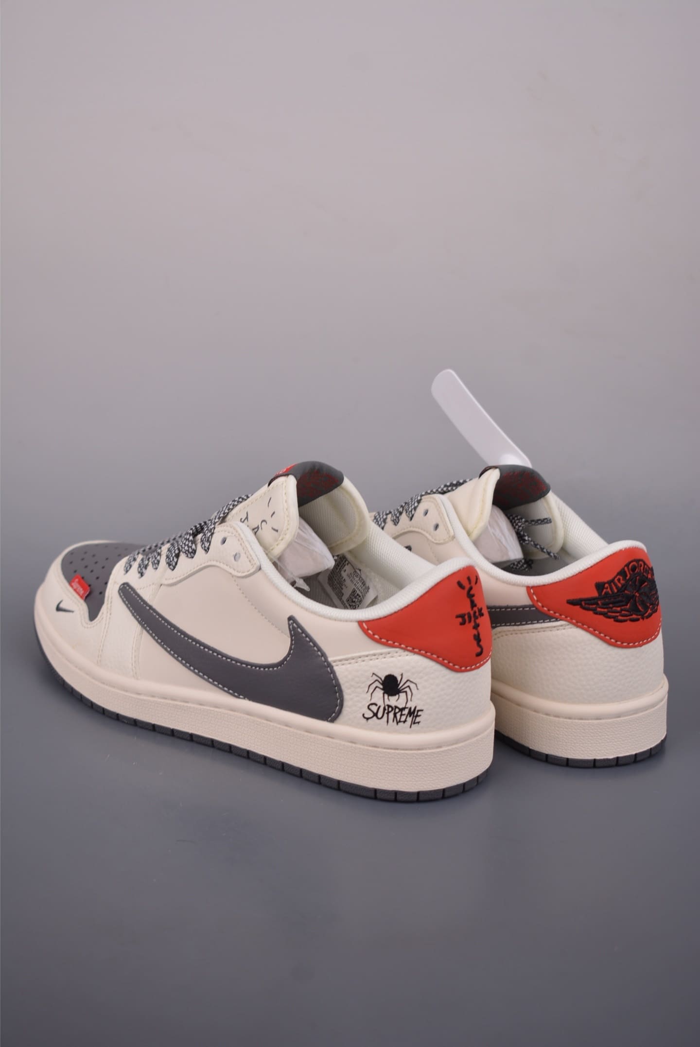 GIÀY SUPREME X TRAVIS SCOTT X AIR JORDAN 1 LOW PHIÊN BẢN GIỚI HẠN NĂM NGỰA XÁM BE TOP QUALITY SHOES AAA