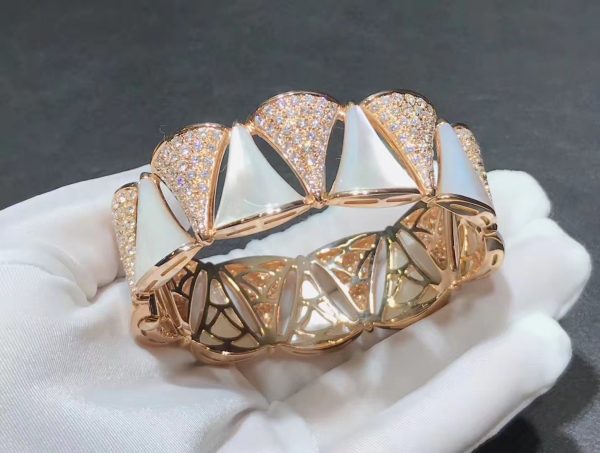 Vòng tay BVLGARI Divas Dream Rose Gold Diamond M.O.P vàng hồng 18K