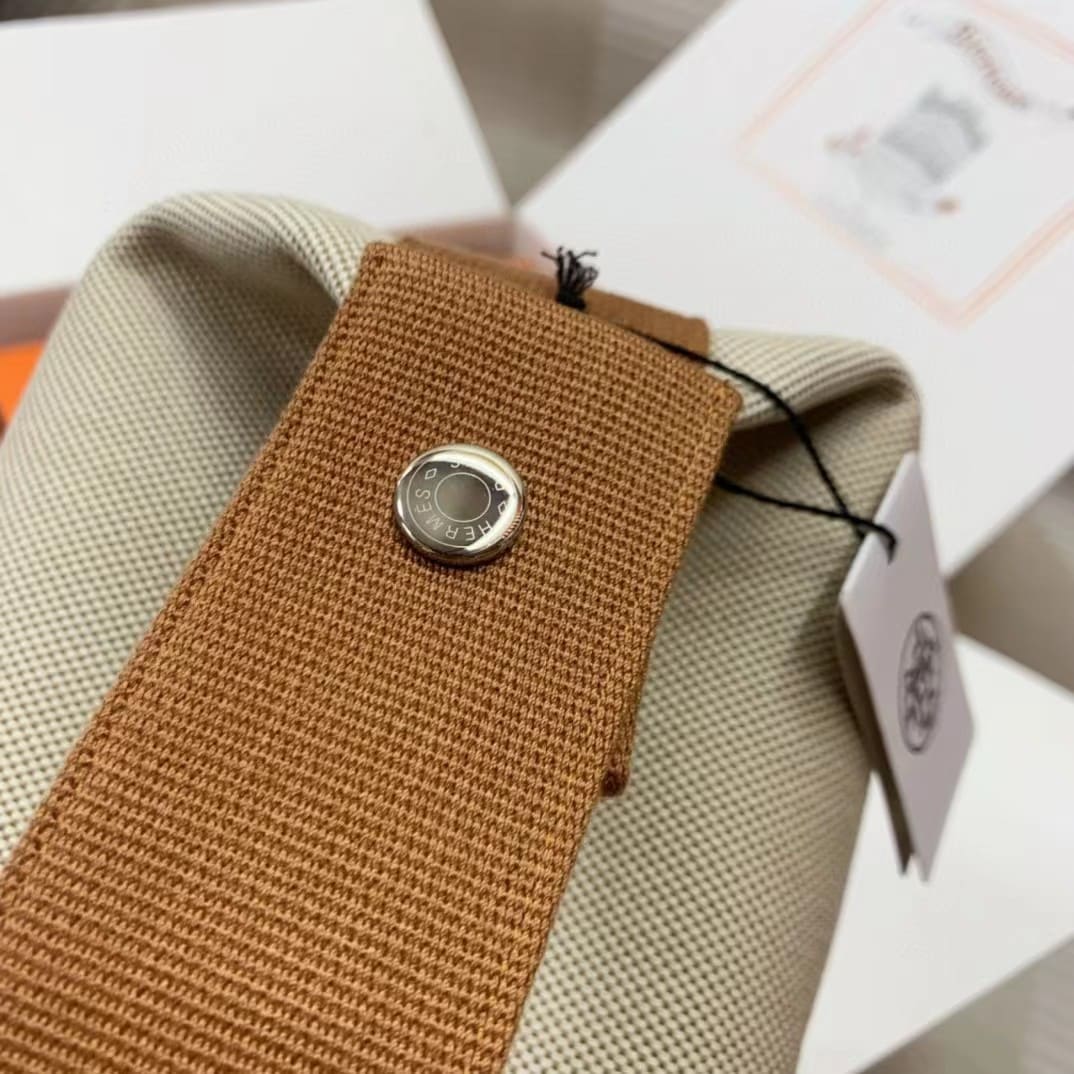 TÚI HERMES TROUSSE DE TOILETTE BRIDE A BRAC PM HORSE A CHILD