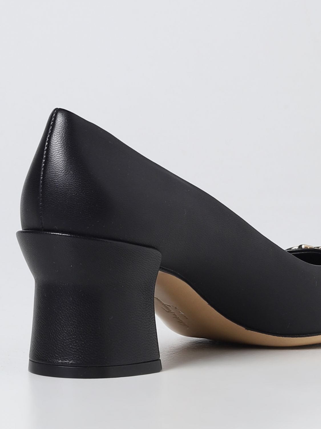 GIÀY SALVATORE FERRAGAMO Black high heel shoes