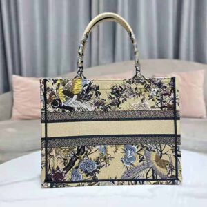 TÚI Dior Women Medium Dior Book Tote Beige Multicolor Dior Jardin d’Hiver Embroidery