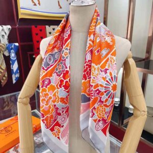 KHĂN Hermes Women Bingata Shawl 140 in Cashmere and Silk with Hand-Rolled Edges-Pink