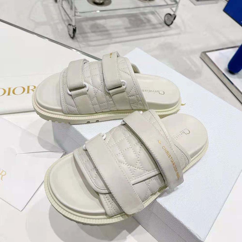 DÉP DIOR Dio(r)evolution Slide White Quilted Cannage Calfskin