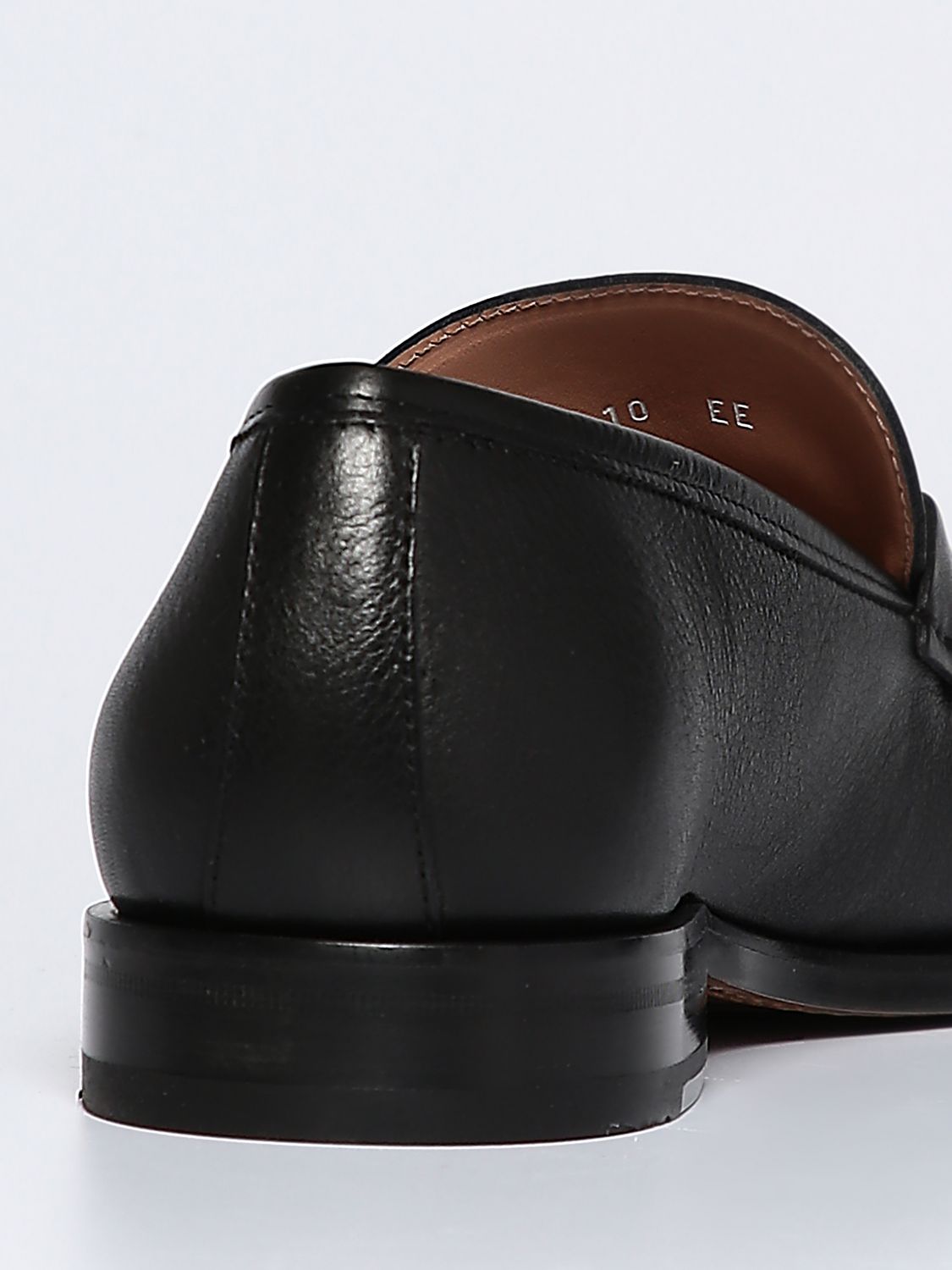 GIÀY SALVATORE FERRAGAMO Black Loafers