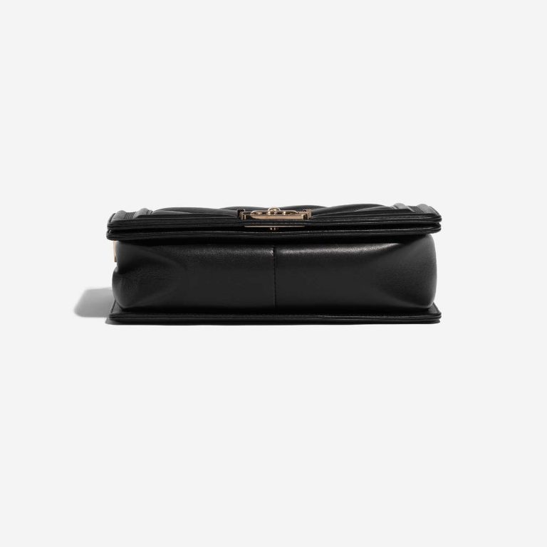 TÚI Chanel Boy New Medium Calfskin Black