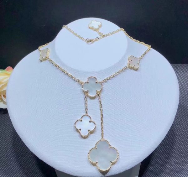 Vòng cổ Van Cleef & Arpels Magic Alhambra 6 Motif Xà cừ vàng hồng 18K