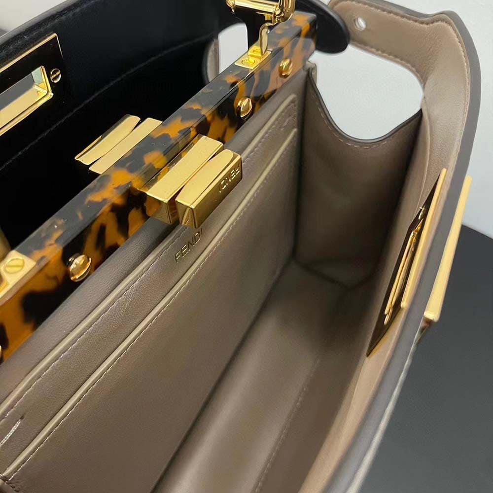 TÚI FENDI Women Peekaboo Iseeu Medium Leather Bag-Brown