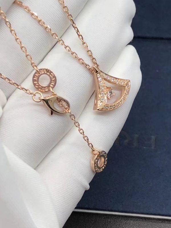 Vòng cổ BVLGARI Divas Dream Openwork vàng hồng 18K