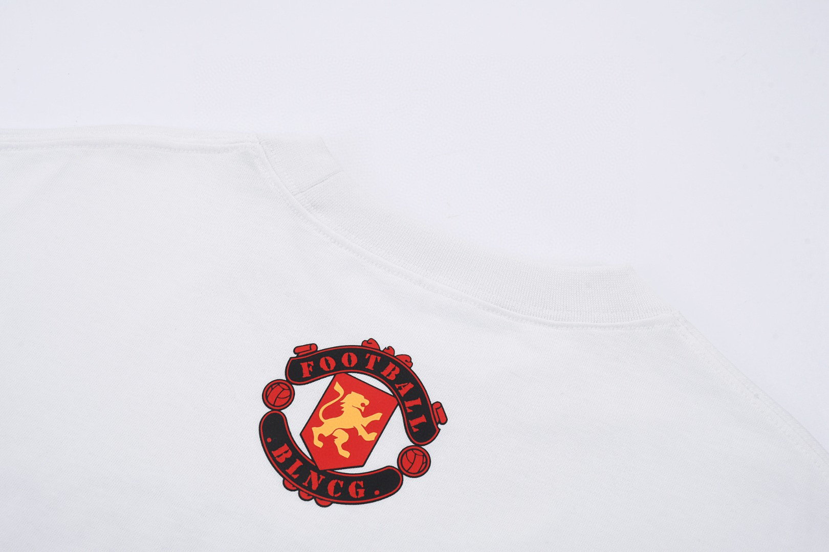 ÁO BALENCIAGA MU FC print cotton jersey T-shirt