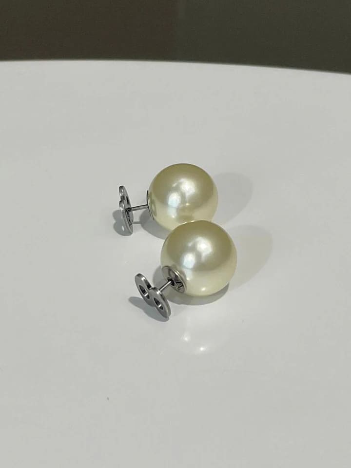 HOA TAI DIOR CD PEARLS NUMBER 8 TRIBALES